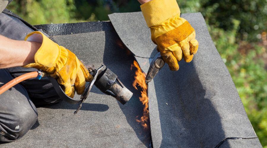 Professional flood damage restoration services in Essexville, MI